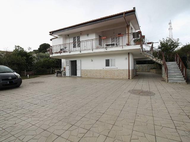 Villa in vendita a Santa Flavia PA