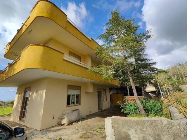 Villa in vendita a Santa Lucia del Mela ME