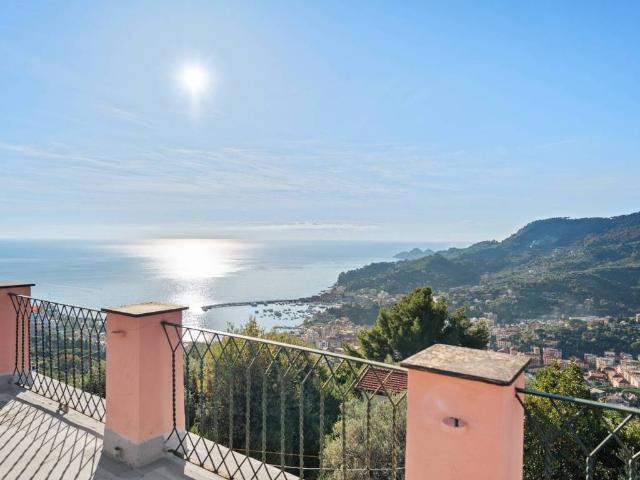 Villa in vendita a Santa Margherita Ligure GE