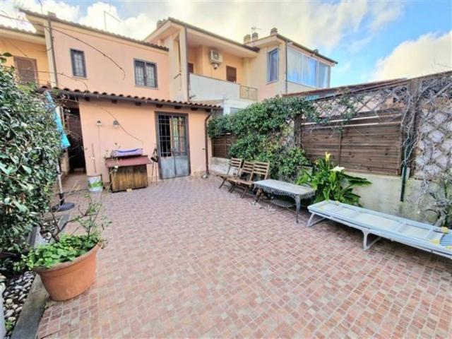 Villa in vendita a Santa Marinella RM