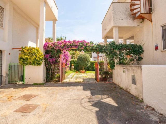 Villa in vendita a Santa Marinella RM