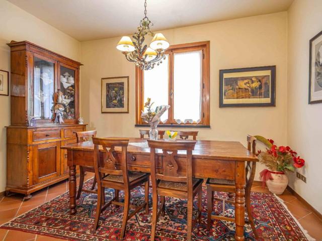 Villa in vendita a Santa Maria a Monte PI