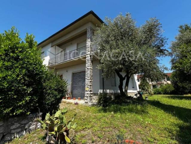 Villa in vendita a Santa Maria a Monte PI