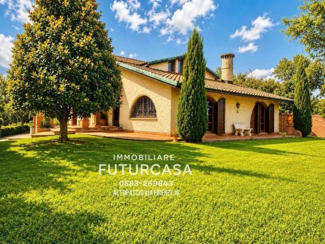 Villa in vendita a Santa Maria a Monte PI