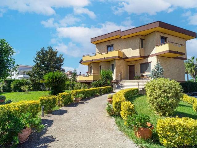 Villa in vendita a Santa Maria del Cedro CS
