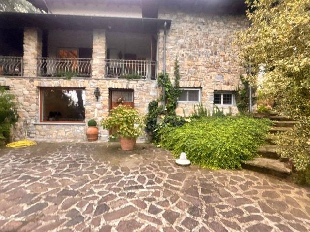 Villa in vendita a Santa Maria della Versa PV