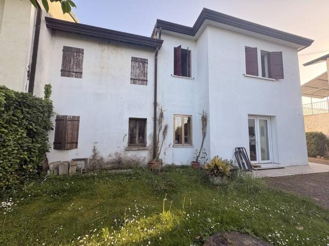 Villa in vendita a Santa Maria di Sala VE
