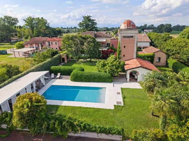 Villa in vendita a Santa Maria di Sala VE