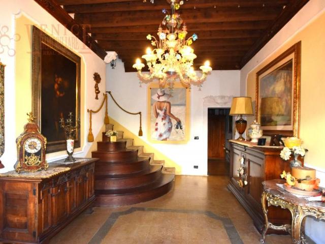 Villa in vendita a Santa Maria di Sala VE