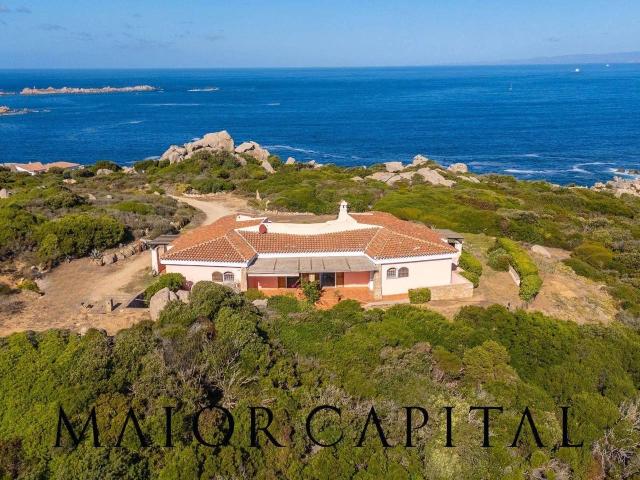 Villa in vendita a Santa Teresa Gallura