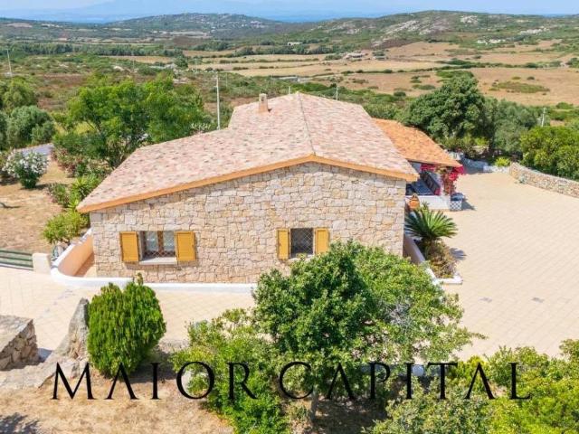 Villa in vendita a Santa Teresa Gallura SS