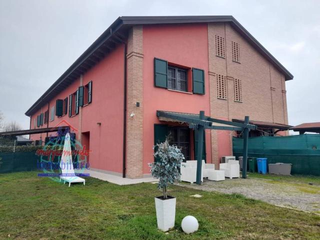Villa in vendita a Sant'Agata Bolognese BO