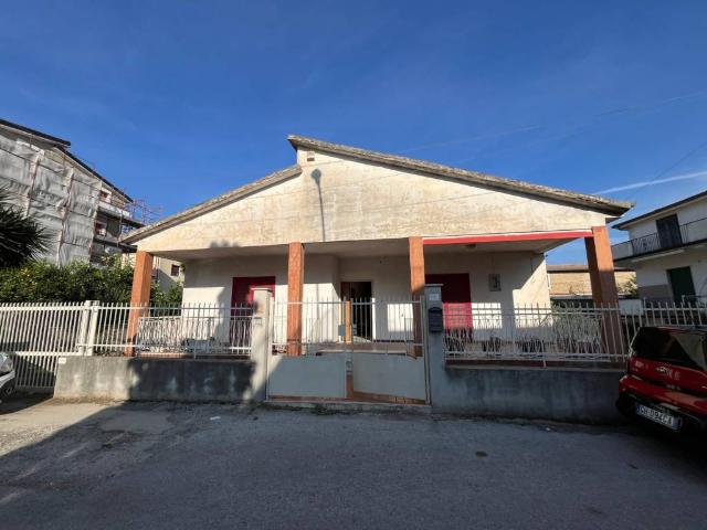 Villa in vendita a Sant'Agata de' Goti BN