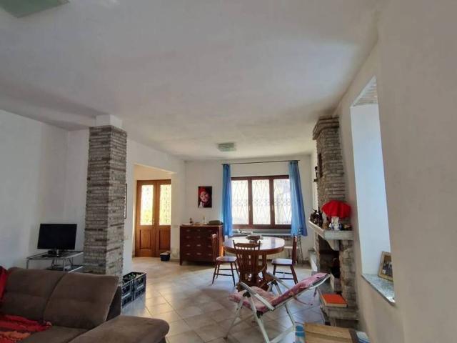 Villa in vendita a Sant'Agata Fossili AL