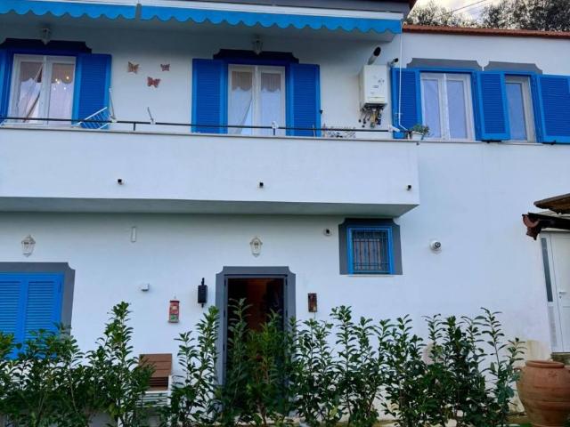 Villa in vendita a Sant'Agnello NA
