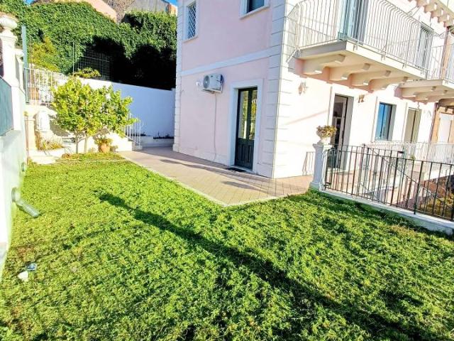 Villa in vendita a Sant'Alfio