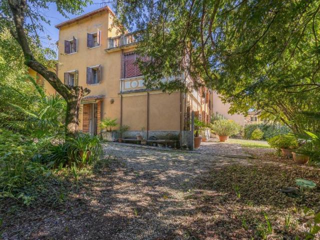 Villa in vendita a Sant'Ambrogio di Valpolicella VR