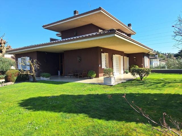 Villa in vendita a Sant'Ambrogio di Valpolicella VR