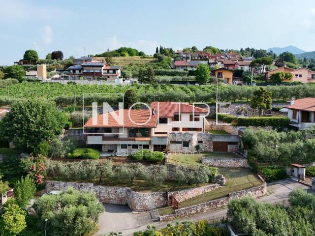 Villa in vendita a Sant'Ambrogio di Valpolicella VR