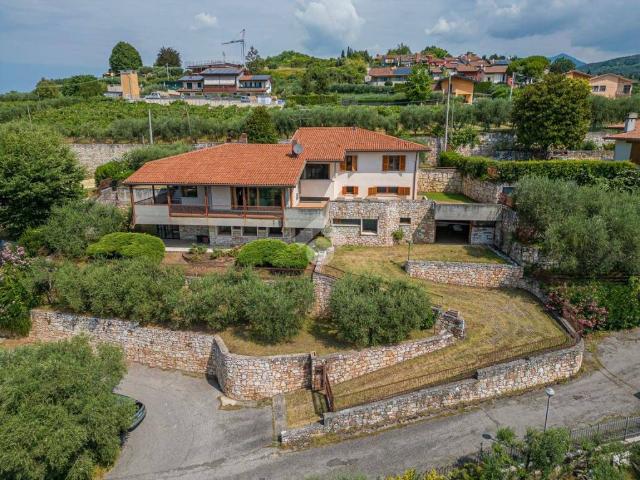Villa in vendita a Sant'Ambrogio di Valpolicella VR