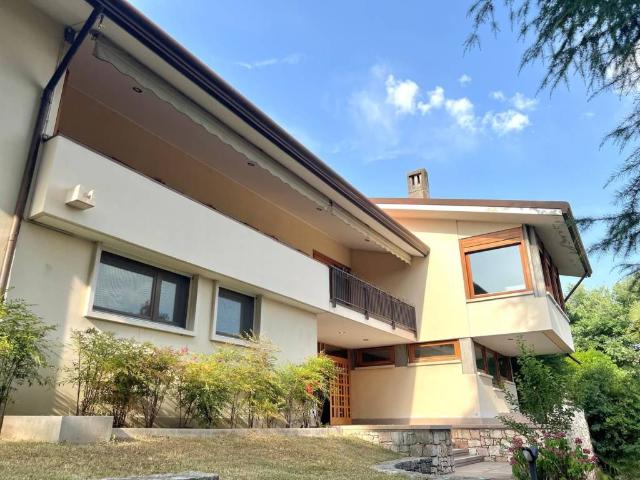 Villa in vendita a Sant'Ambrogio di Valpolicella VR