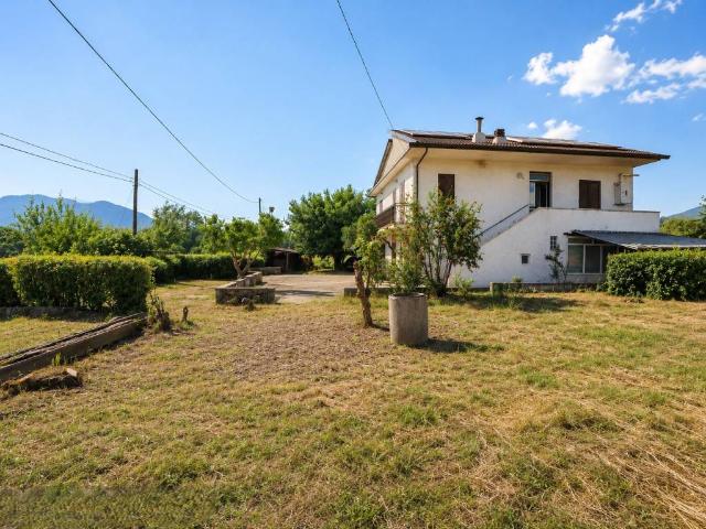Villa in vendita a Sant'Angelo d'Alife CE