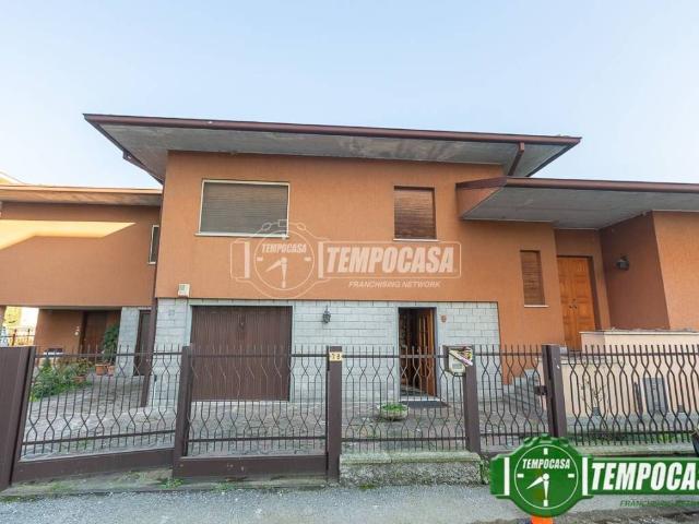 Villa in vendita a Sant'Angelo Lodigiano LO