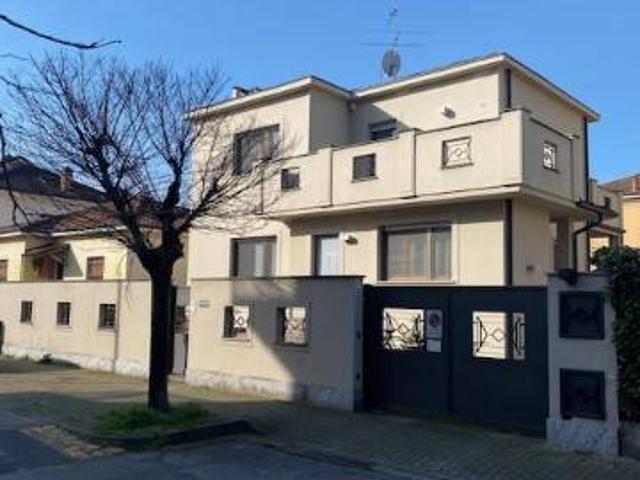 Villa in vendita a Sant'Angelo Lodigiano LO