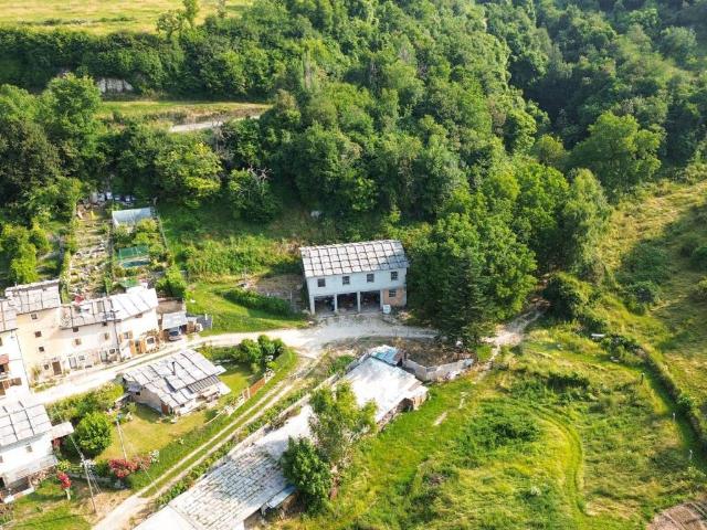 Villa in vendita a Sant'Anna d'Alfaedo VR