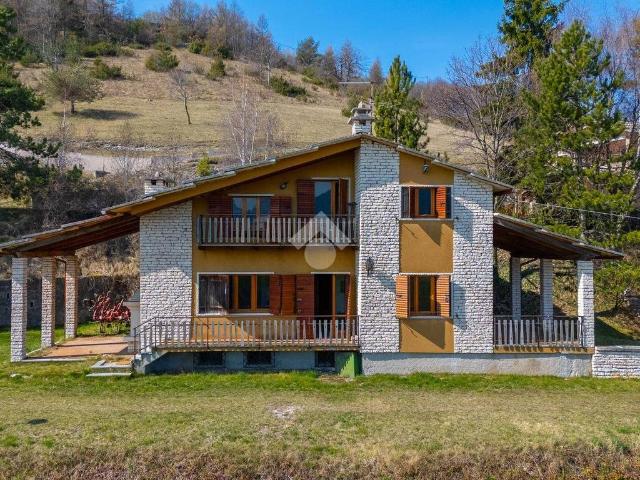 Villa in vendita a Sant'Anna d'Alfaedo VR