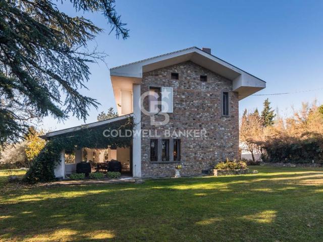 Villa in vendita a Santarcangelo di Romagna RN