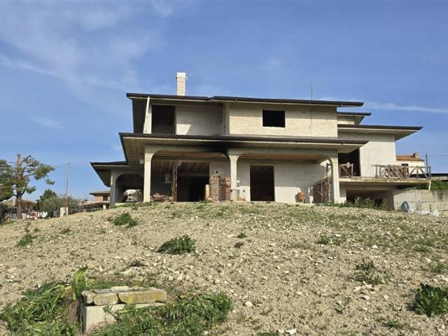 Villa in vendita a Sant'Eusanio del Sangro CH
