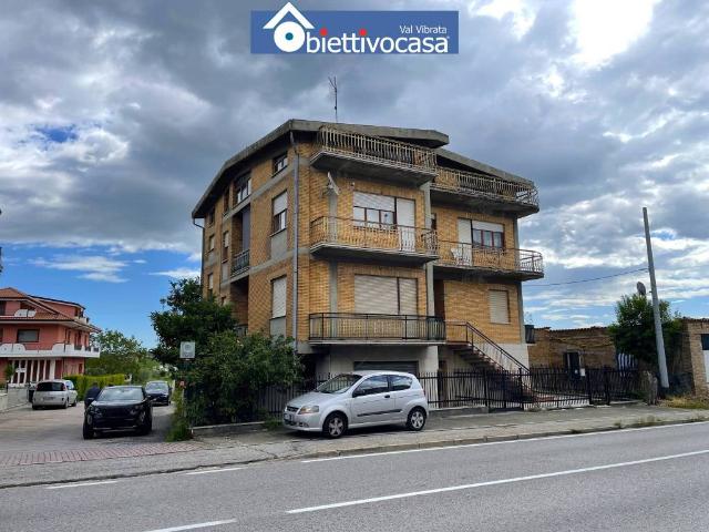 Villa in vendita a Sant'Egidio alla Vibrata TE