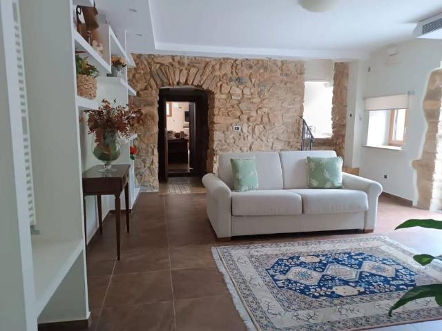 Villa in vendita a Sant'Elia Fiumerapido FR