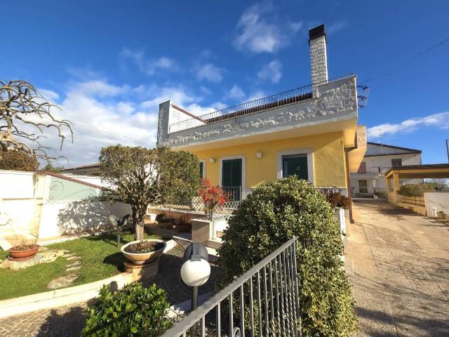 Villa in vendita a Santeramo in Colle BA