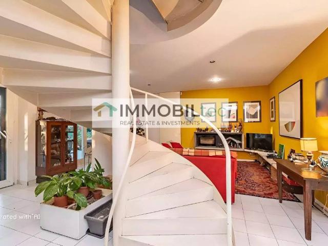 Villa in vendita a Saronno VA
