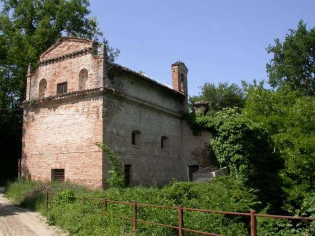 Villa in vendita a Sarnano MC