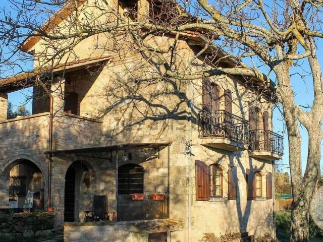 Villa in vendita a Sarteano SI