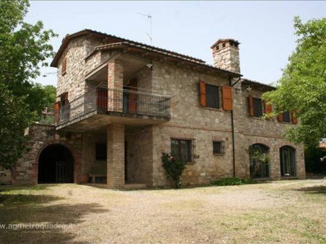 Villa in vendita a Sarteano SI
