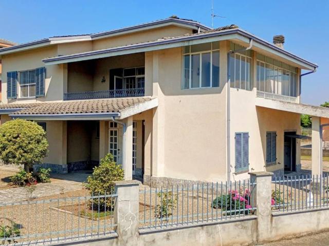 Villa in vendita a Sartirana Lomellina PV