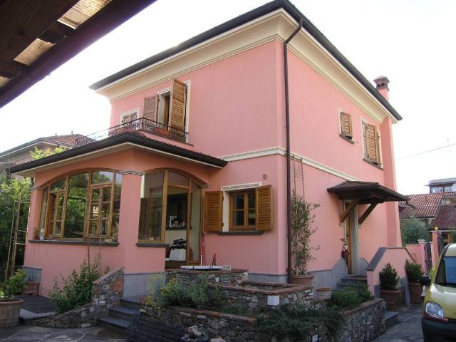 Villa in vendita a Sarzana SP