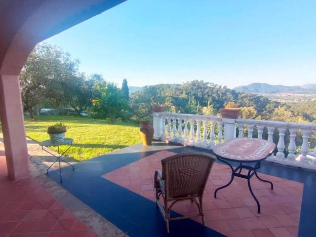 Villa in vendita a Sarzana SP