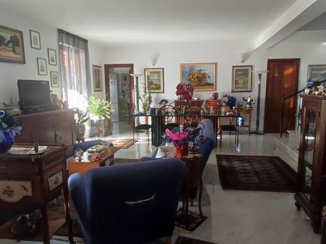Villa in vendita a Sarzana SP