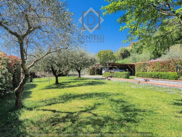 Villa in vendita a Sarzana SP