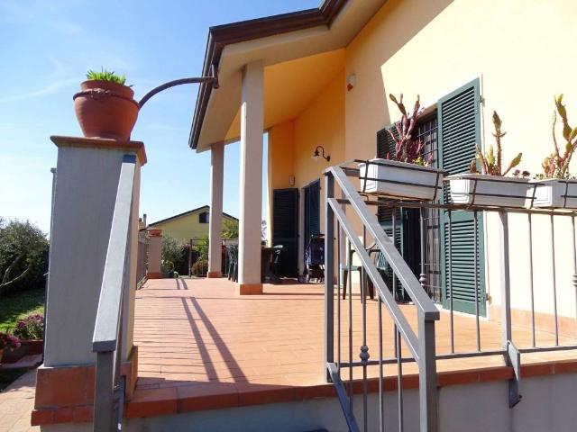 Villa in vendita a Sarzana SP