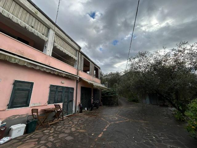 Villa in vendita a Sarzana SP