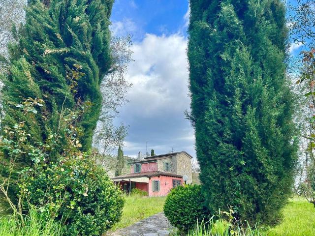 Villa in vendita a Sarzana SP