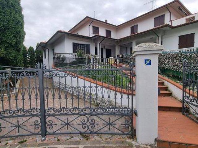 Villa in vendita a Sassuolo MO
