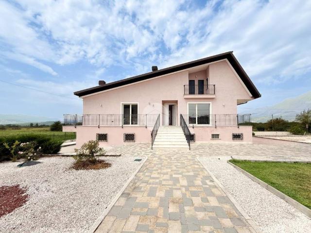 Villa in vendita a Scurcola Marsicana AQ