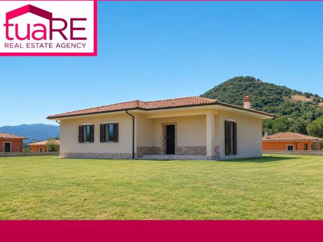 Villa in vendita a Scandriglia RI